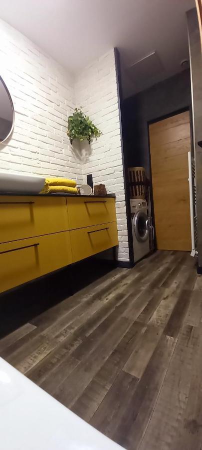 La Rochelaise : Appartement Calme & Somptueux Dans L'Hyper Centre. La Rochelle  Exterior photo